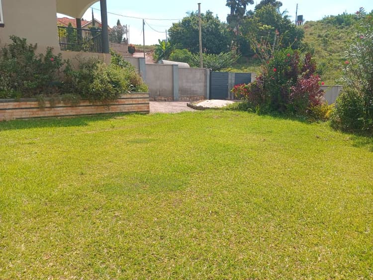 100ft x 100ft plot for sale in Kitende at 240 million Photo 1